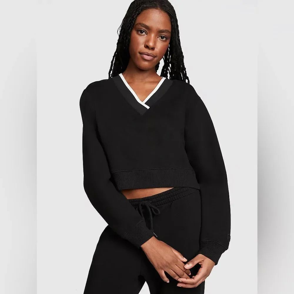 NWT PREMIUM FLEECE CROP V-NECK PULLOVER SZ XL